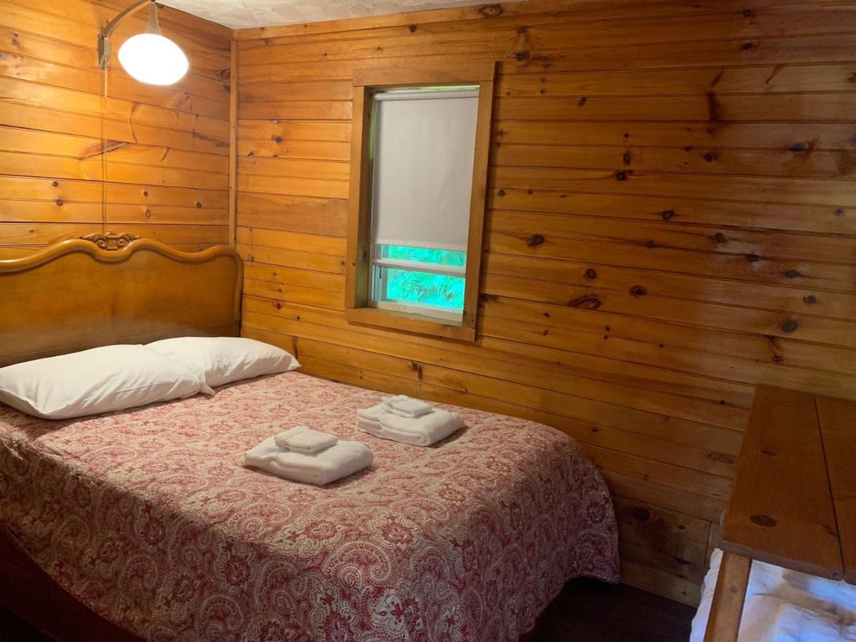 Pine Crest Motel&Cabins Barton Extérieur photo