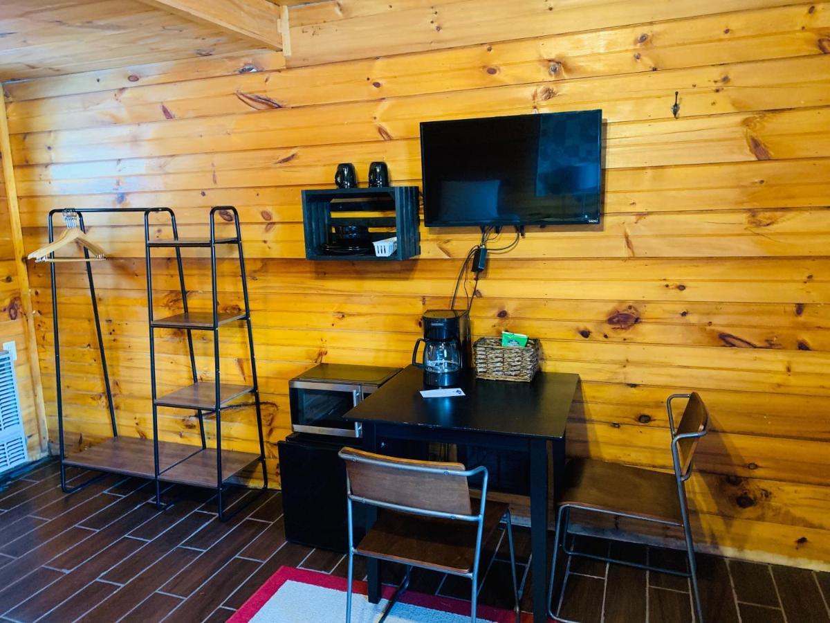 Pine Crest Motel&Cabins Barton Extérieur photo